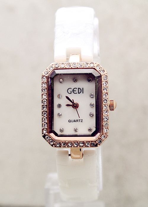 正品包邮 2013年新款正品秀气典雅陶瓷时尚韩版时装表女士手表
