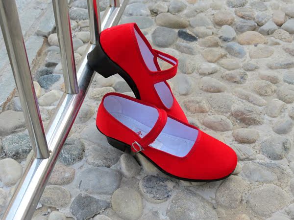 正品老北京布鞋女式红舞鞋一带鞋广场舞鞋服务员鞋平绒中跟平跟