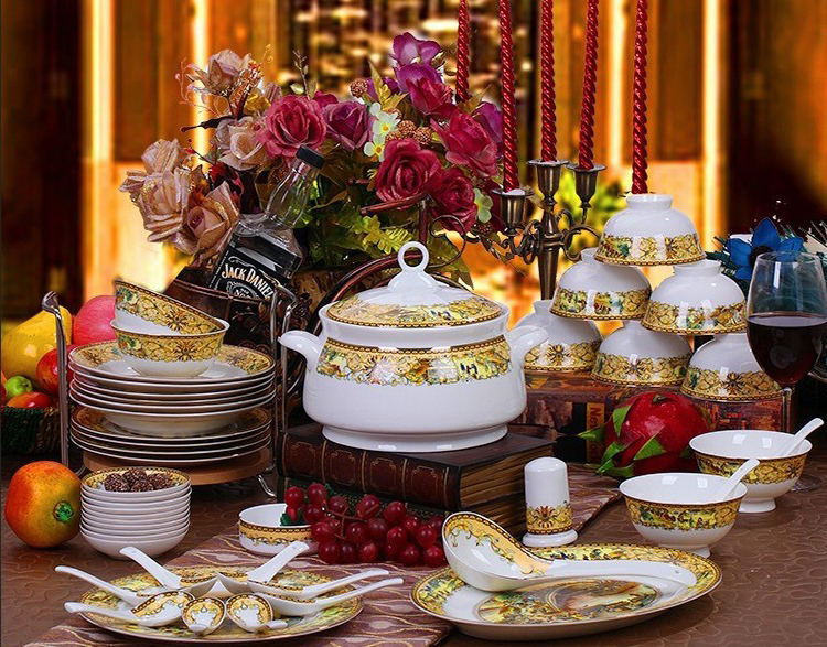 景德镇陶瓷器釉中彩餐具整套装清明上河图56头骨瓷高档欧式碗盘碟