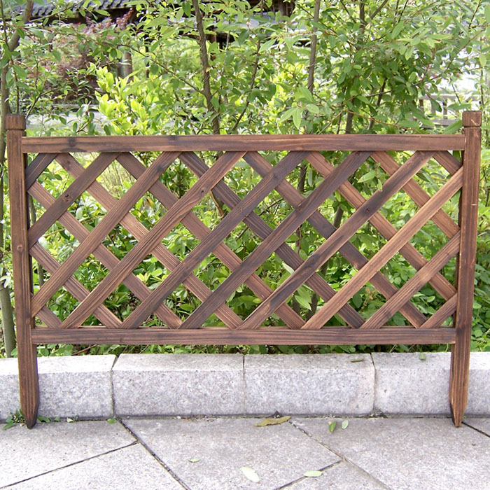 园艺木栅栏 花园围栏实木 碳化网格木篱笆 大型篱笆栅栏 庭院栅栏
