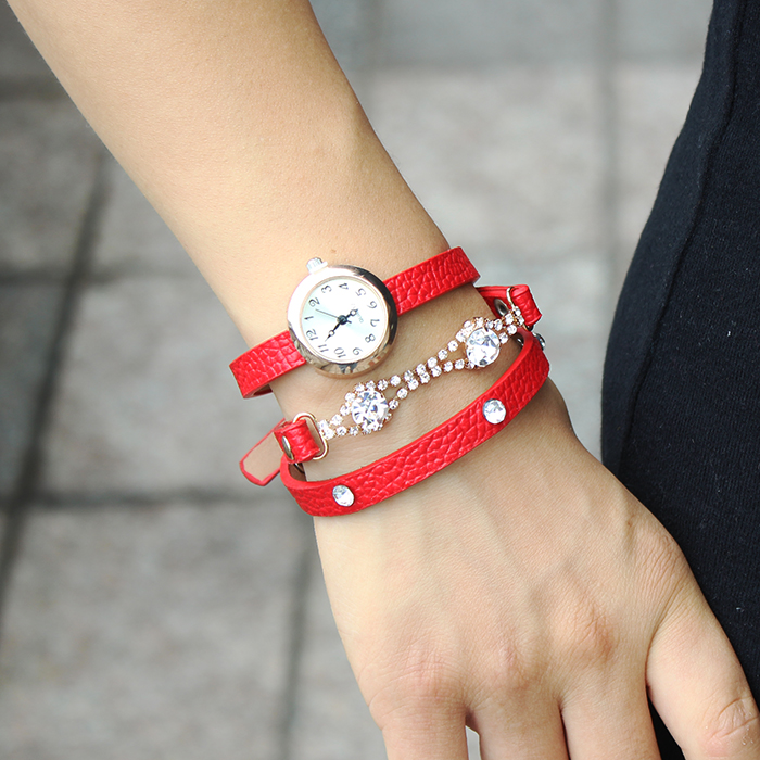 2014 时尚潮流韩版复古手链石英女士女生手表 皮表带三圈缠绕