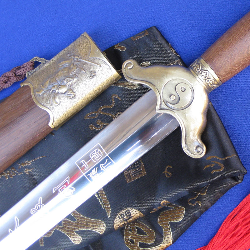 正品龙泉刀剑不锈钢太极剑软剑太极宝剑男女士晨练厂家直销送背袋