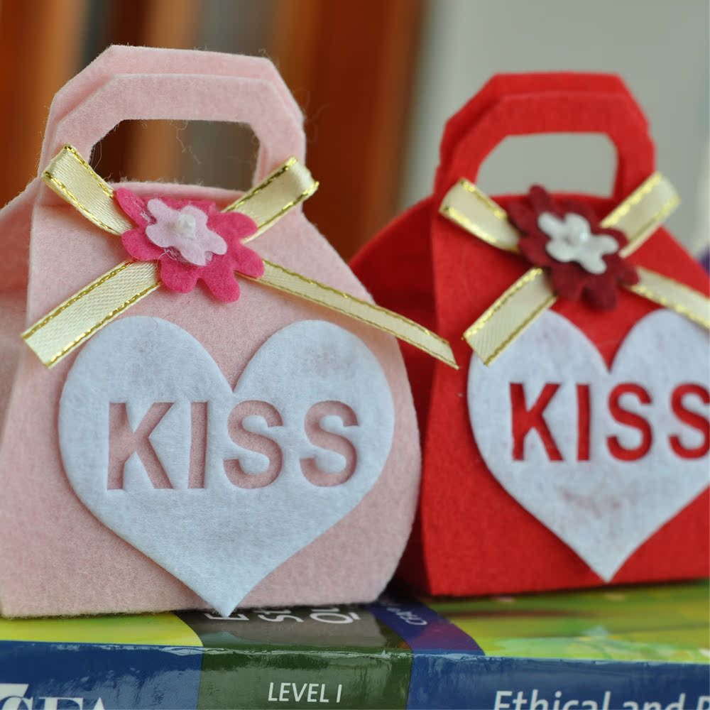 花嫁物语 kiss喜糖盒子 个性喜糖盒 无纺布喜糖盒 婚庆用品