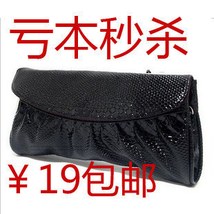 2013韩版 新款潮复古黑色链条手拿单肩斜挎晚宴包手抓小包 女包包