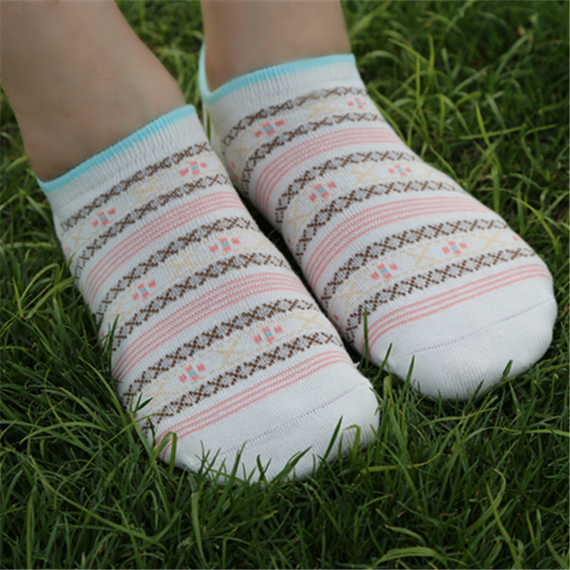 2015新款正品 棉复古横条日系可爱女士船袜多色可选 棉短袜子