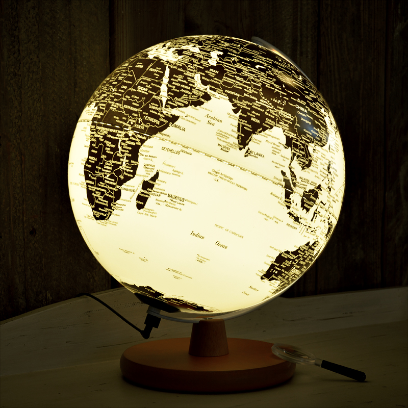 朴坊台湾地球仪包邮 25cm高清图欧式风格 LED地球仪灯 装饰台灯
