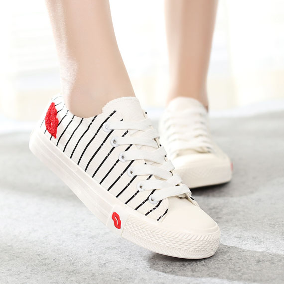 2015春夏新款女士系带低帮条纹帆布鞋子韩版休闲潮鞋学生平底板鞋