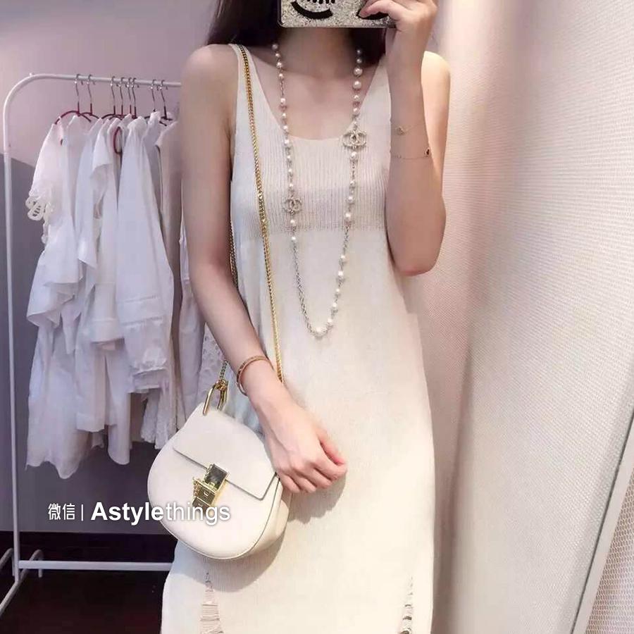 韩国东大门代购2015夏季新款女装 时髦撕毁细节轻薄针织连衣裙