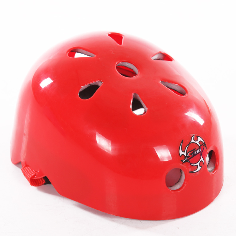 轮滑护具儿童头盔 儿童自行车滑板溜冰旱冰滑冰加厚护膝童车配件