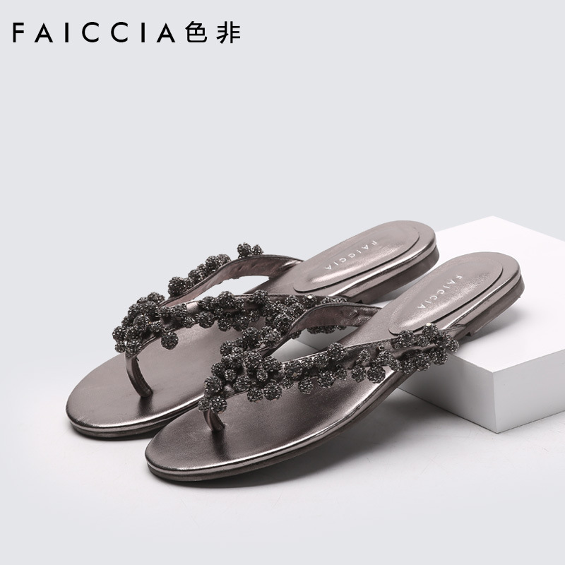 Faiccia/色非预售2016夏季新款休闲粗跟拖鞋水钻夹趾女凉拖鞋B167