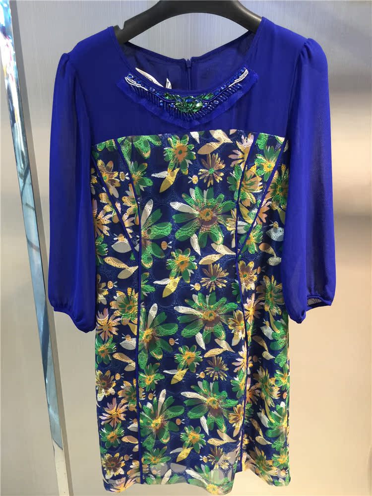 2015夏缘月宝姿圆领显瘦半袖时尚连衣裙蓝色碎花A3707
