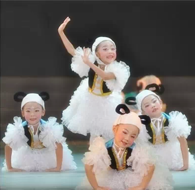 夏季六一儿童快乐的小羊演出服女童舞蹈蓬蓬纱裙喜洋洋舞台表演服