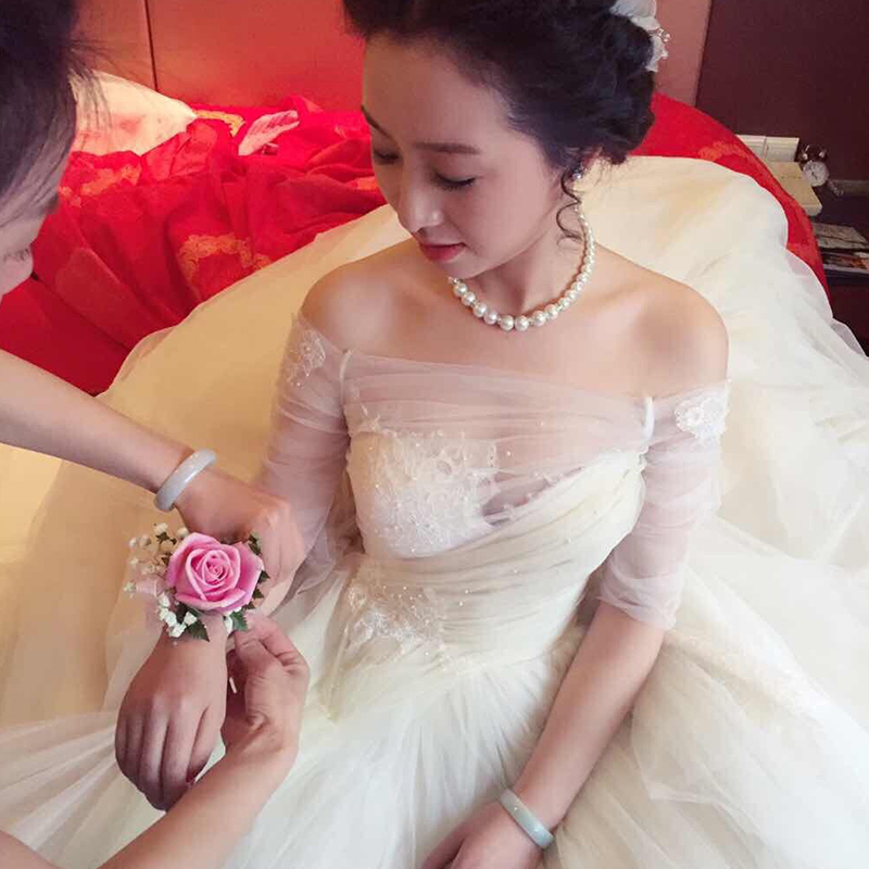 2016新款简约韩式公主一字肩新娘婚纱礼服长拖尾修身显瘦定制大码