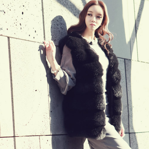 2015冬季韩国时尚女装 整皮分层獭兔毛皮草马甲中长款 特价包邮