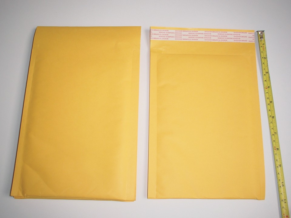 393H黄色牛皮纸气泡袋 气泡信封 复合气泡袋外径320*450 1.2