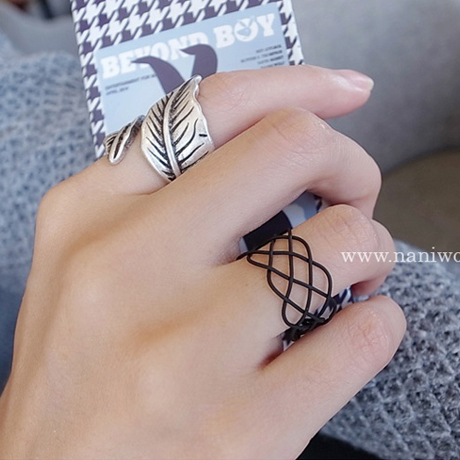 韩国官网正品 现货代购 绕指复古叶片烤漆黑色混搭两件套女生戒指