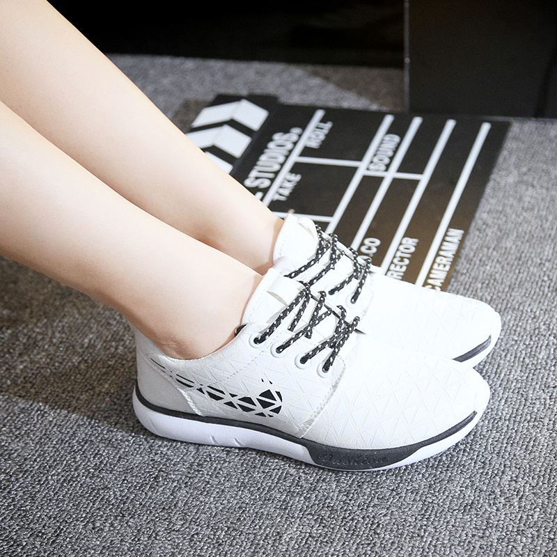 新款秋季女鞋低帮小白鞋帆布运动女鞋韩版学生潮流跑步鞋休闲单鞋