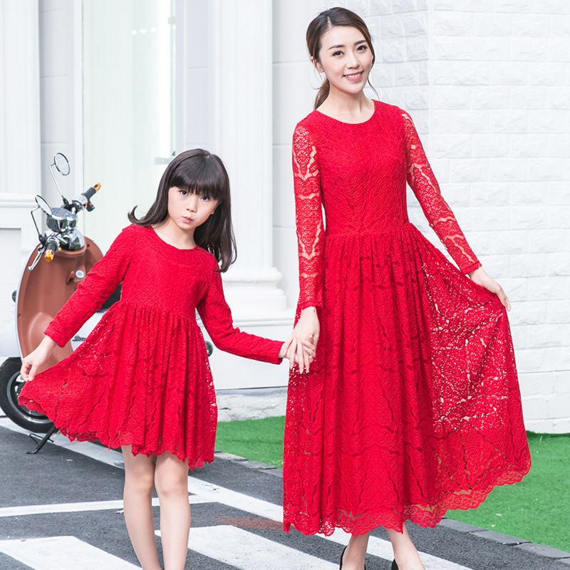 2016韩版厂家直销亲子装春秋款母女装连衣裙甜美蕾丝长裙公主裙