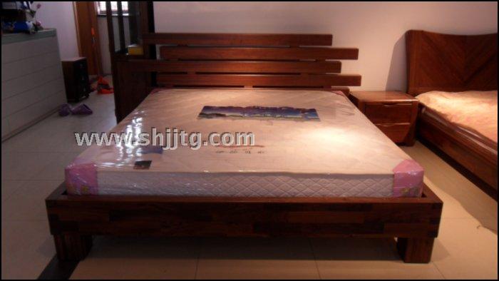 北美黑胡桃现代简约高档纯实木双人床1.8米床厂家直销五条杠床