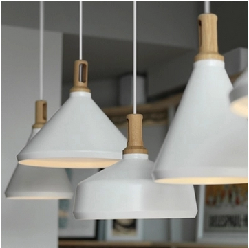 现代简约白色铝材吊灯餐厅酒吧台吊灯咖啡厅创意实验瓶子艺术灯具