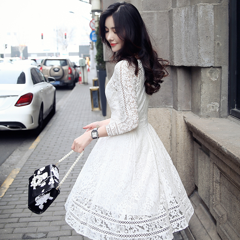 蓬蓬白色蕾丝长袖修身连衣裙女装秋装2016新款潮韩版礼服中长裙子