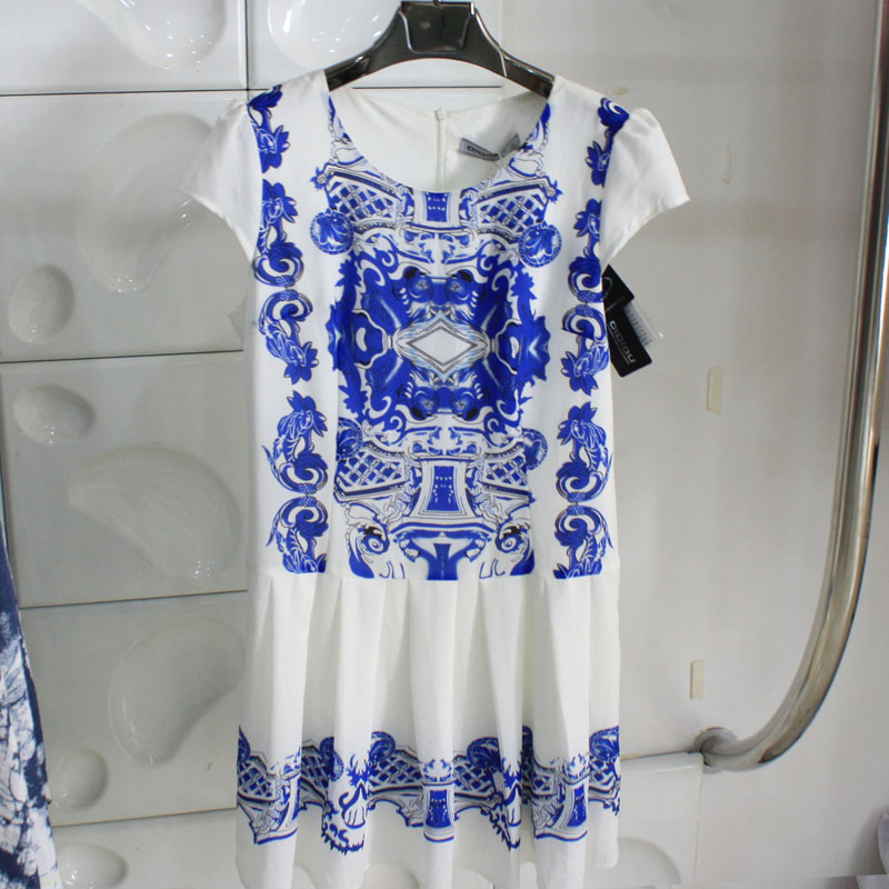 2016年夏季新款修身显瘦大码mm连衣裙 白色休闲田园风中长款裙子