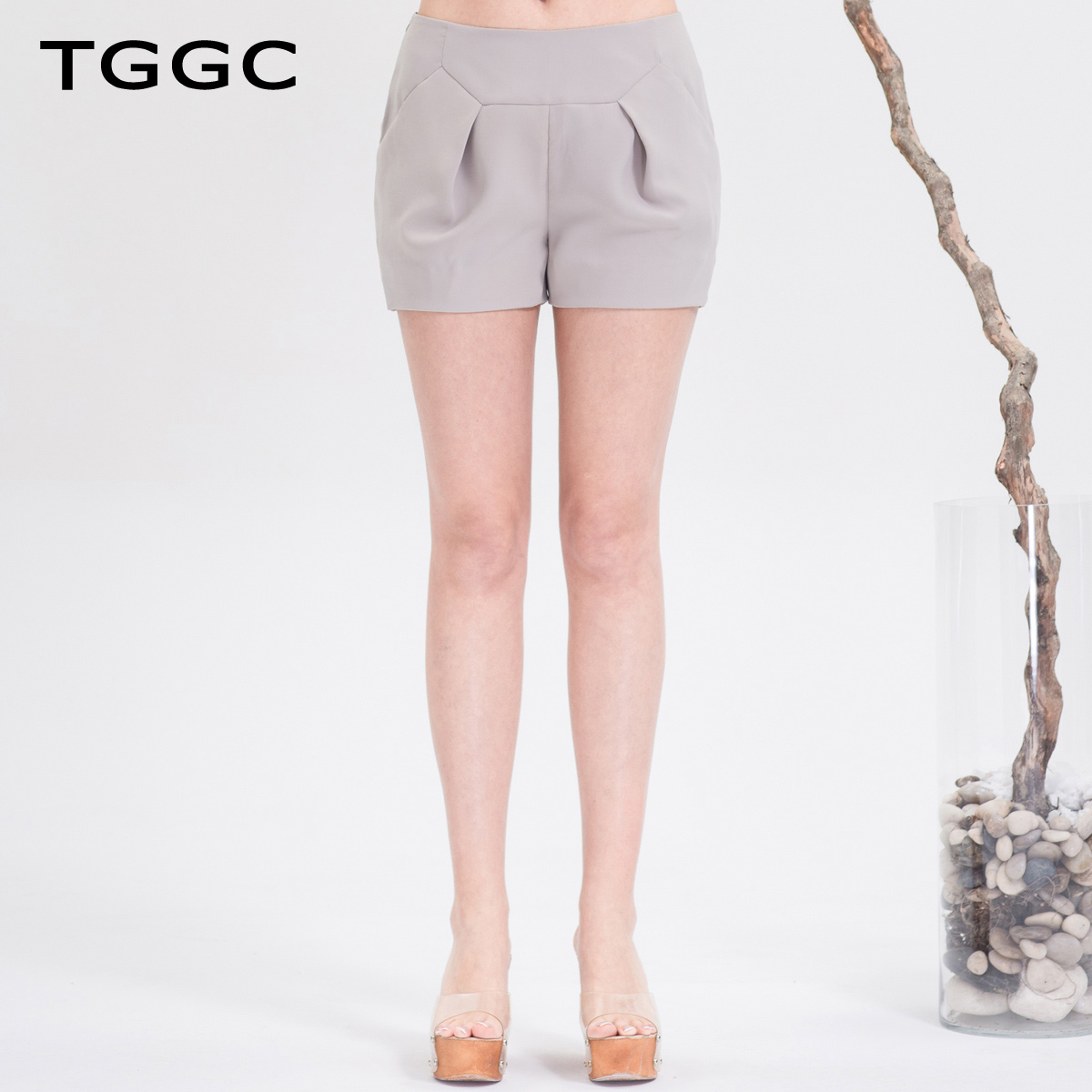 TGGC 2015夏装 立体褶皱显瘦热裤纯色百搭休闲裤子女短裤P12879
