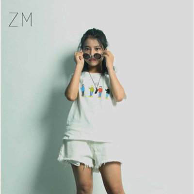 ZM白色休闲短裤限量销售