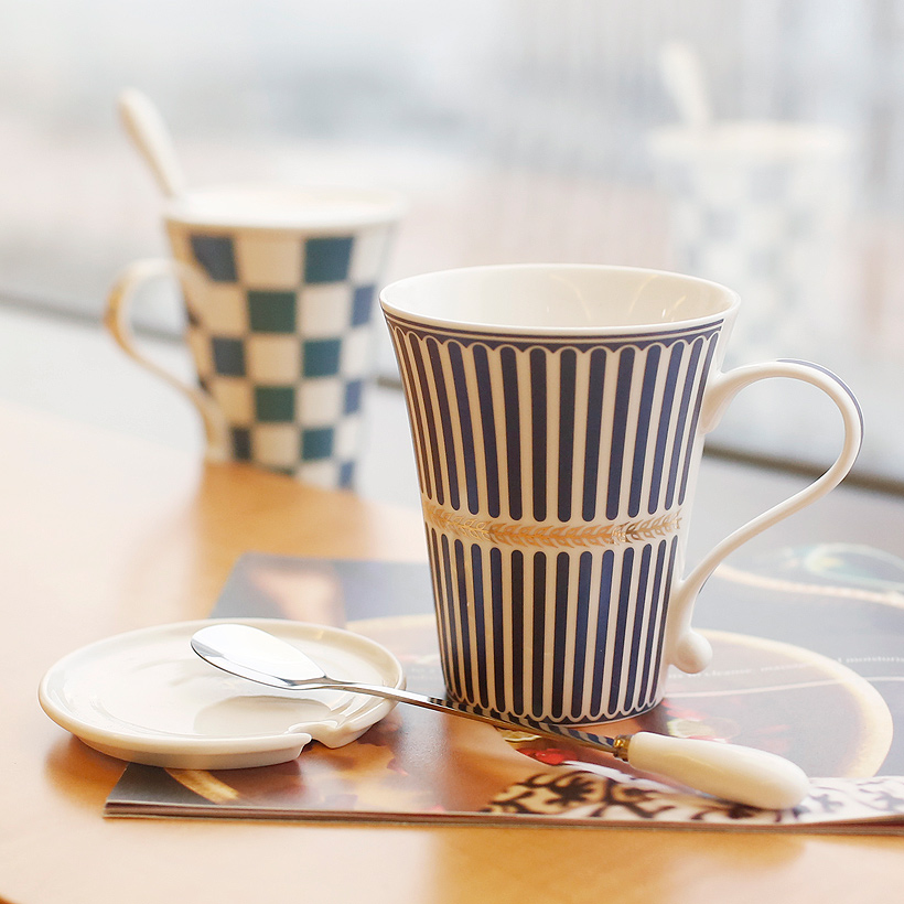 【天天特价】创意陶瓷杯子带盖勺欧式咖啡杯牛奶茶杯马克杯情侣杯