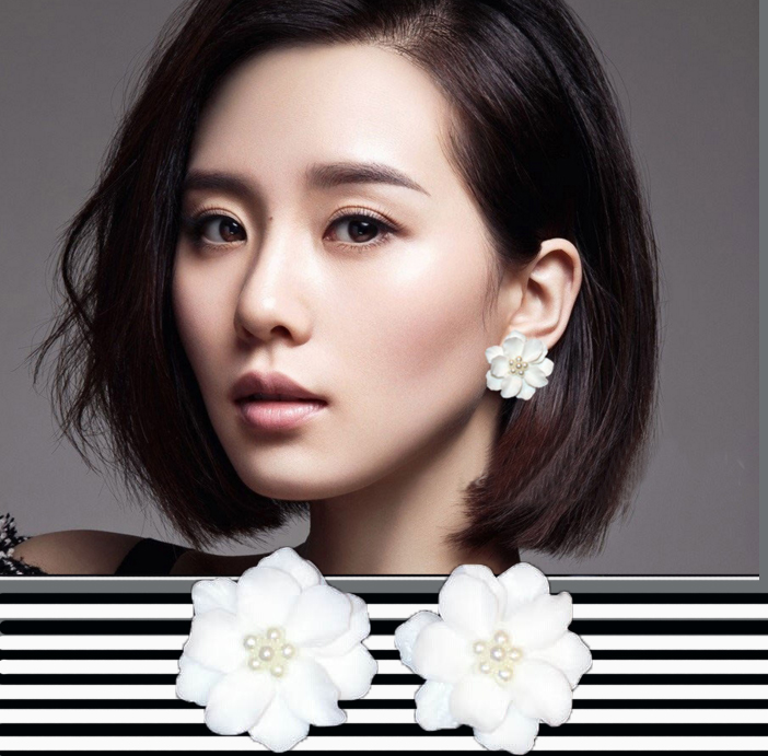 韩国夸张沙滩度假白色耳环韩式复古甜美气质立体花朵大耳钉女银针