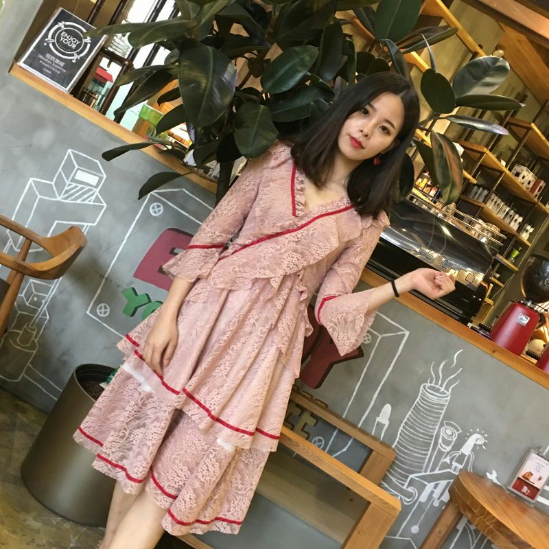 【杨泡泡】2017春夏新款韩版女装修身显瘦荷叶边蕾丝中长款连衣裙
