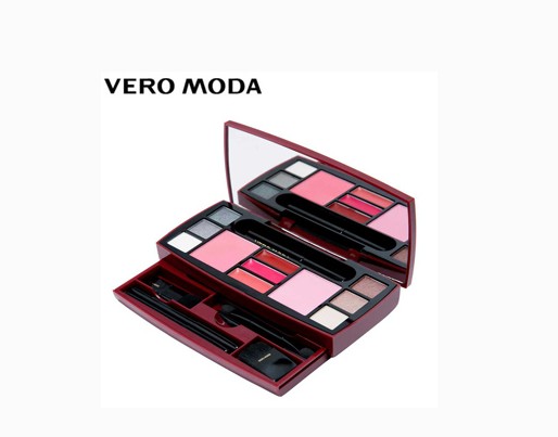 Vero Moda正品新款魅力四射睫毛膏眼影腮红眼影组合彩妆盒